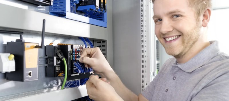 Technology Services Controller (Network & Telecom)